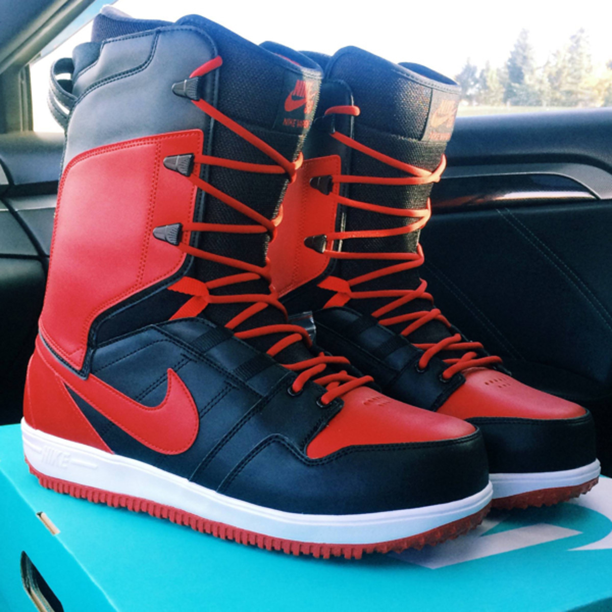 nike black winter boots